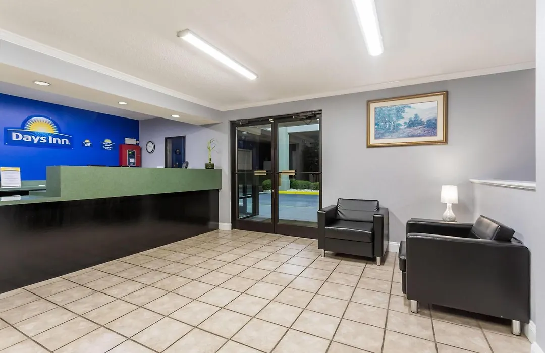 Days Inn By Wyndham Lugoff-1
