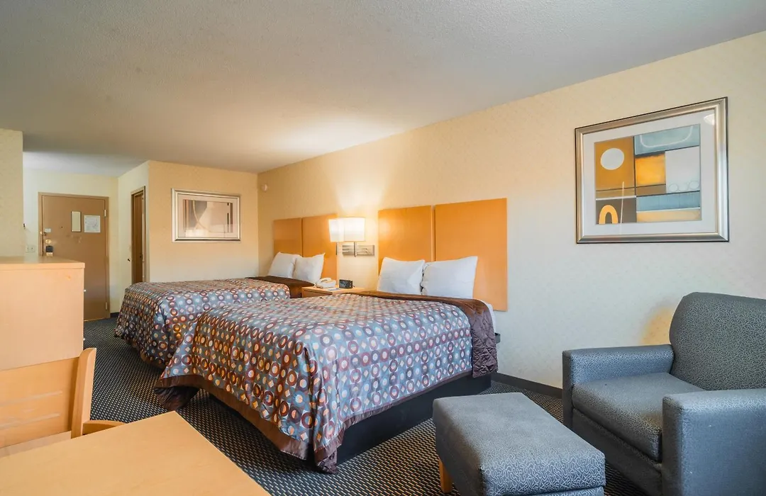 Rodeway Inn Blair-1
