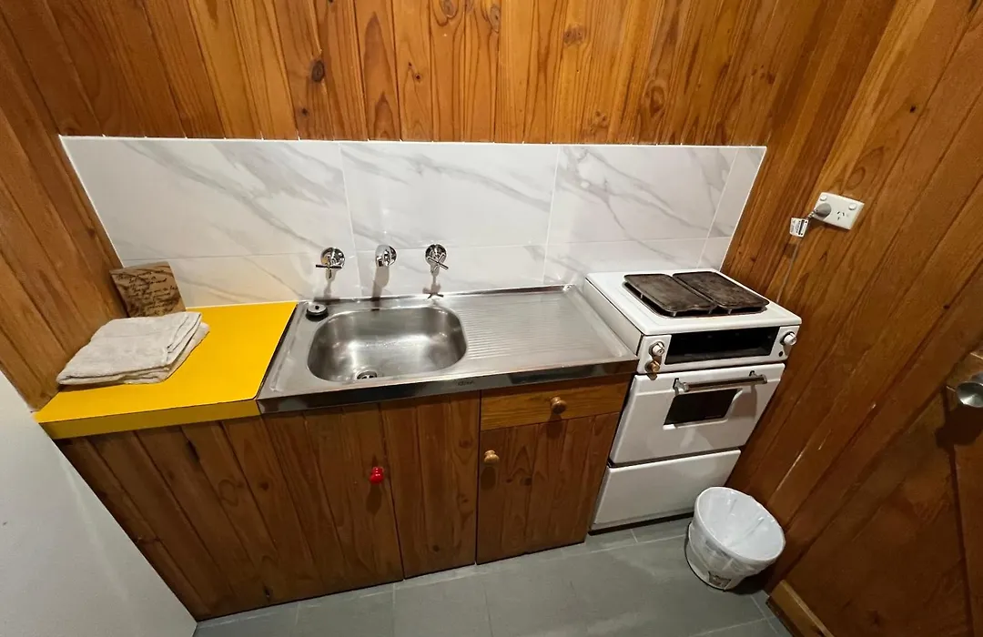 Bunkhouse Motel Cooma-1
