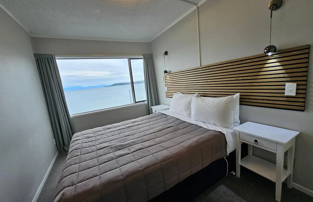 Tui Oaks Motel-1