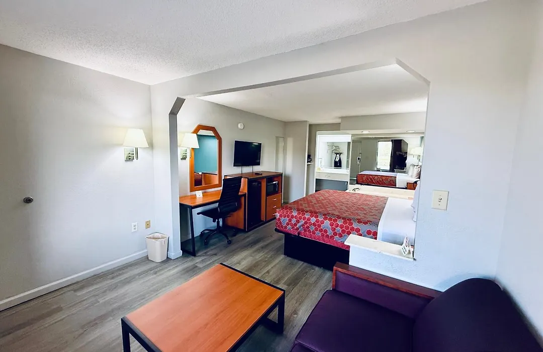 Luxury Inn & Suites-1