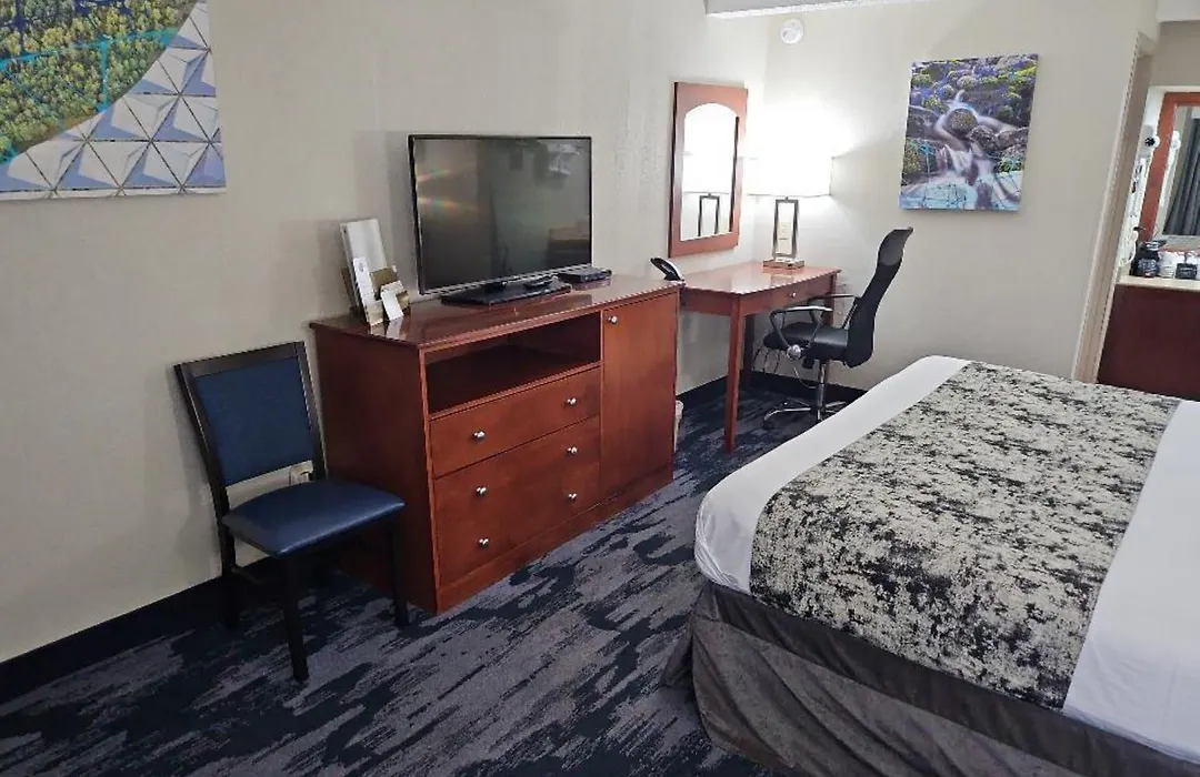 Best Western Montis Inn-1