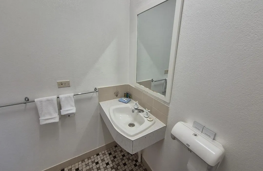 Ben Hall Motor Inn-1