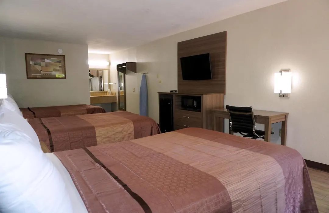 Fairview Inn & Suites Mobile-1