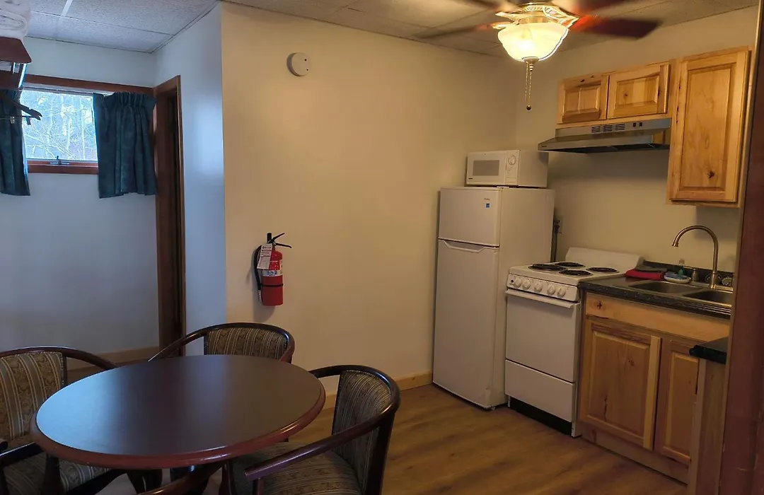 Sara Placid Inn & Suites-1