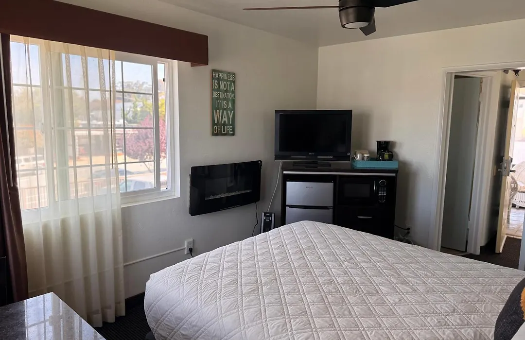Morro Crest Inn-1