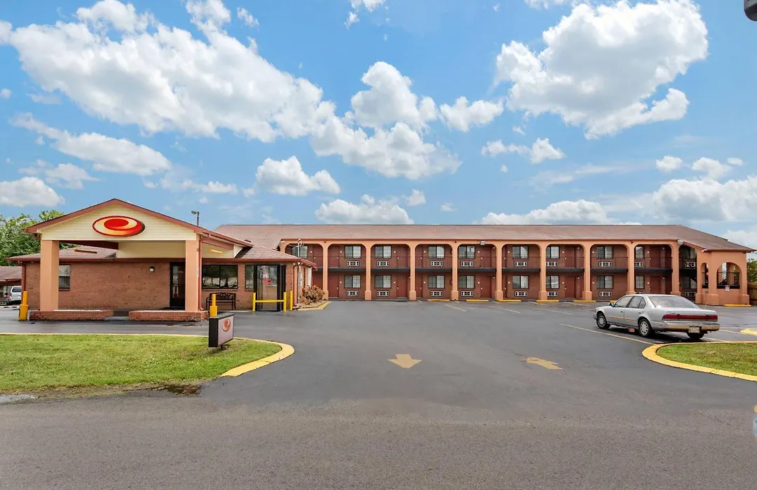 Econo Lodge Nashville North-1