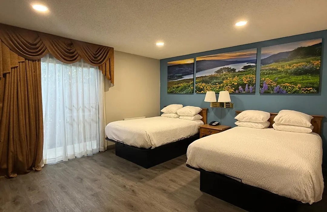 Days Inn By Wyndham Medford-1