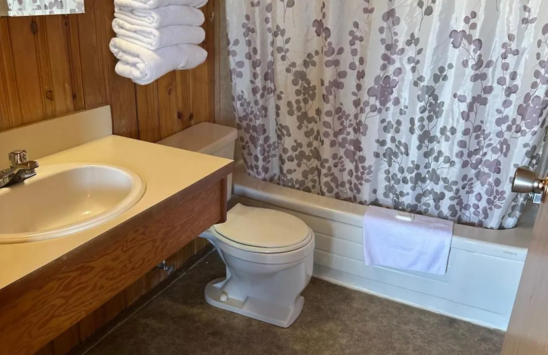 Glacier View Inn-1