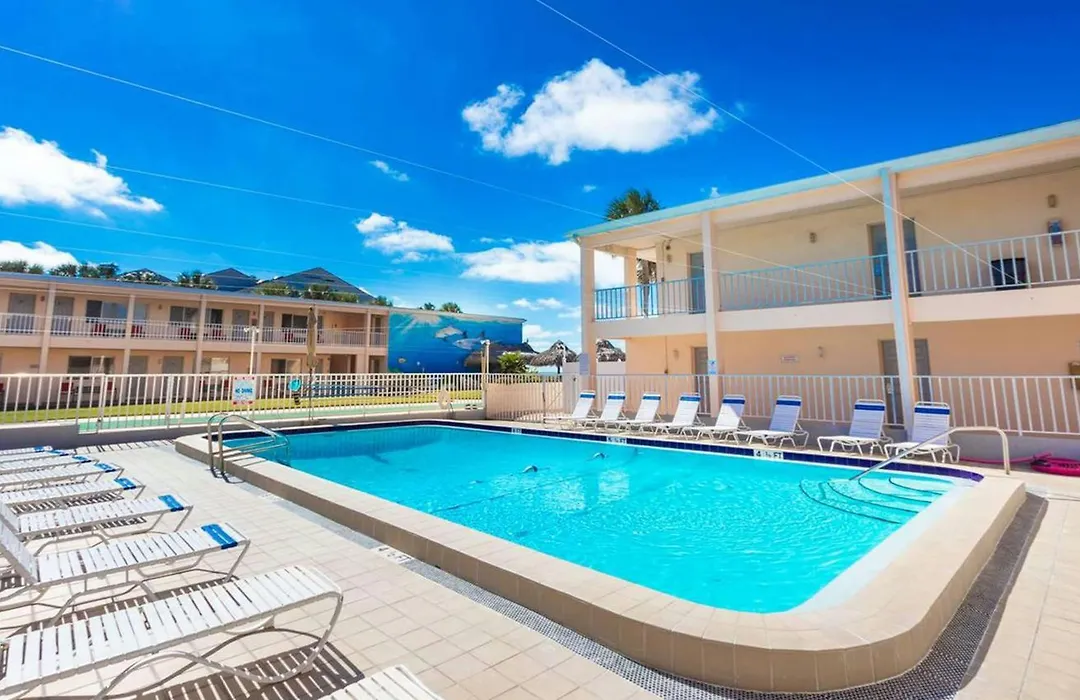 Belleair Beach Resort Motel-1