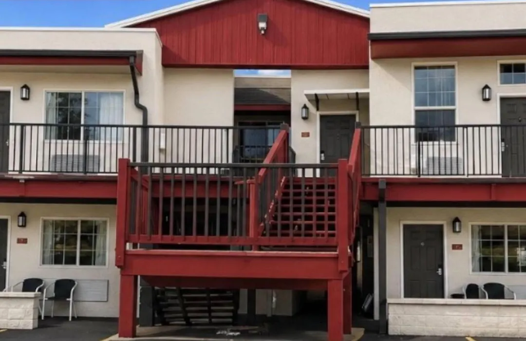 Econo Lodge Inn & Suites Montrose - Black Canyon Area-1