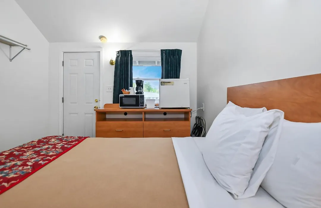 Studio Motel Of Lake George-1