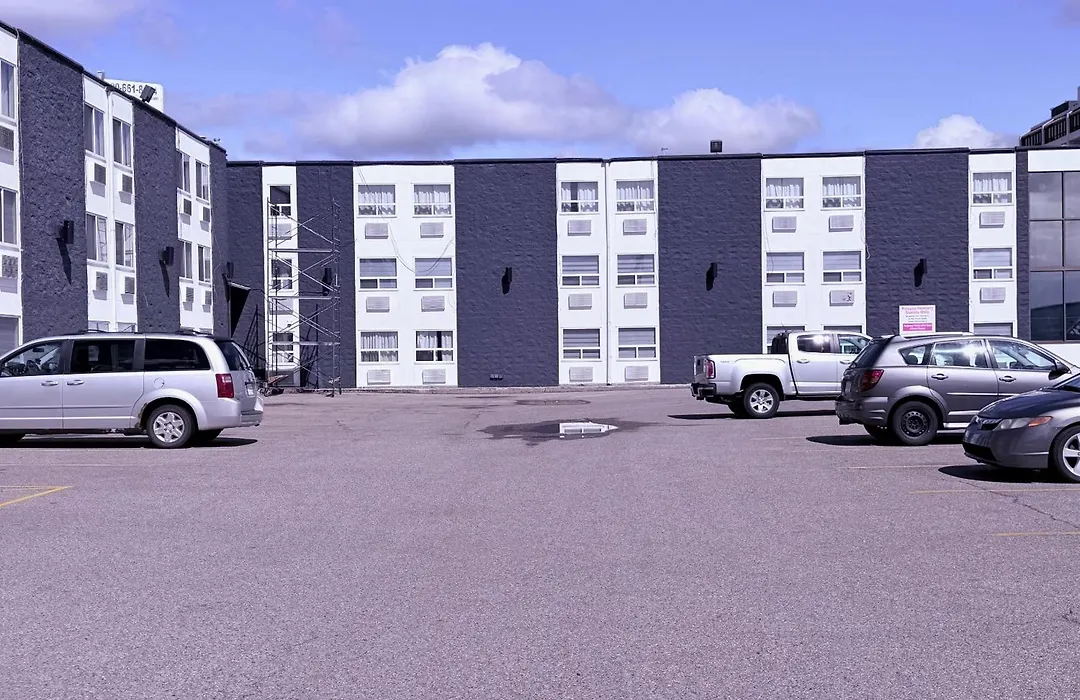 Premium Inn & Suites-1