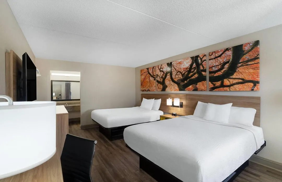 Days Inn By Wyndham Greeneville-1