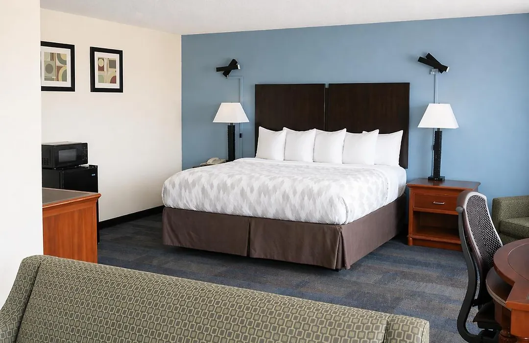 Americas Best Value Inn Phenix City-1