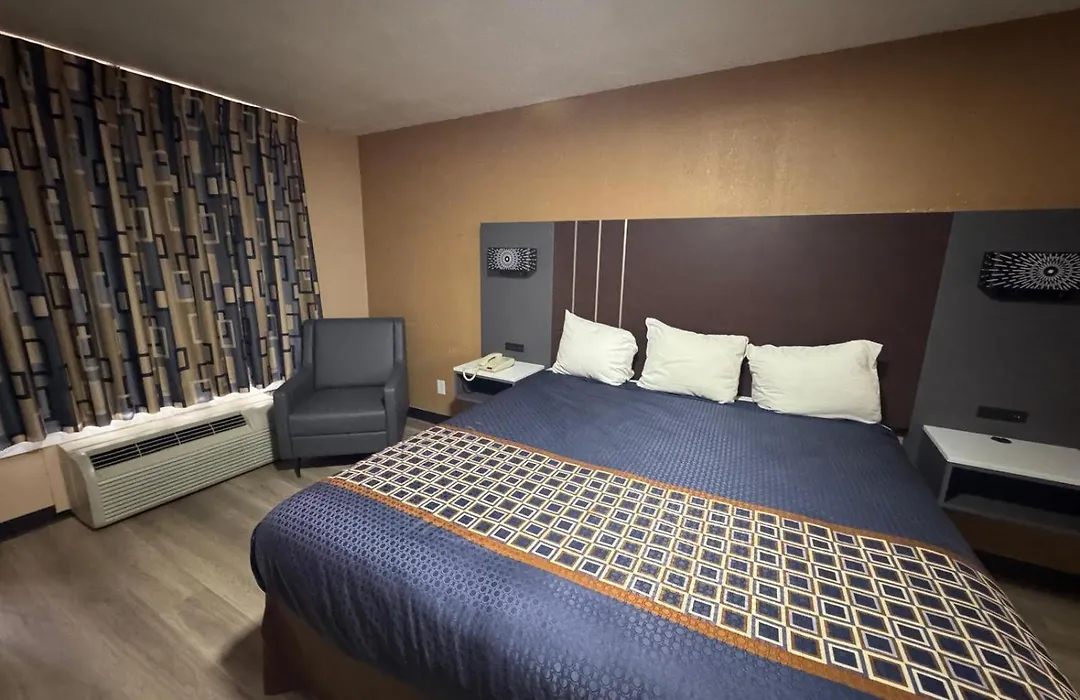 Villa West Inn-1