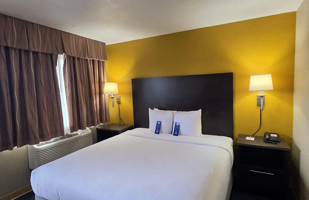 Howard Johnson By Wyndham Odessa Tx-1