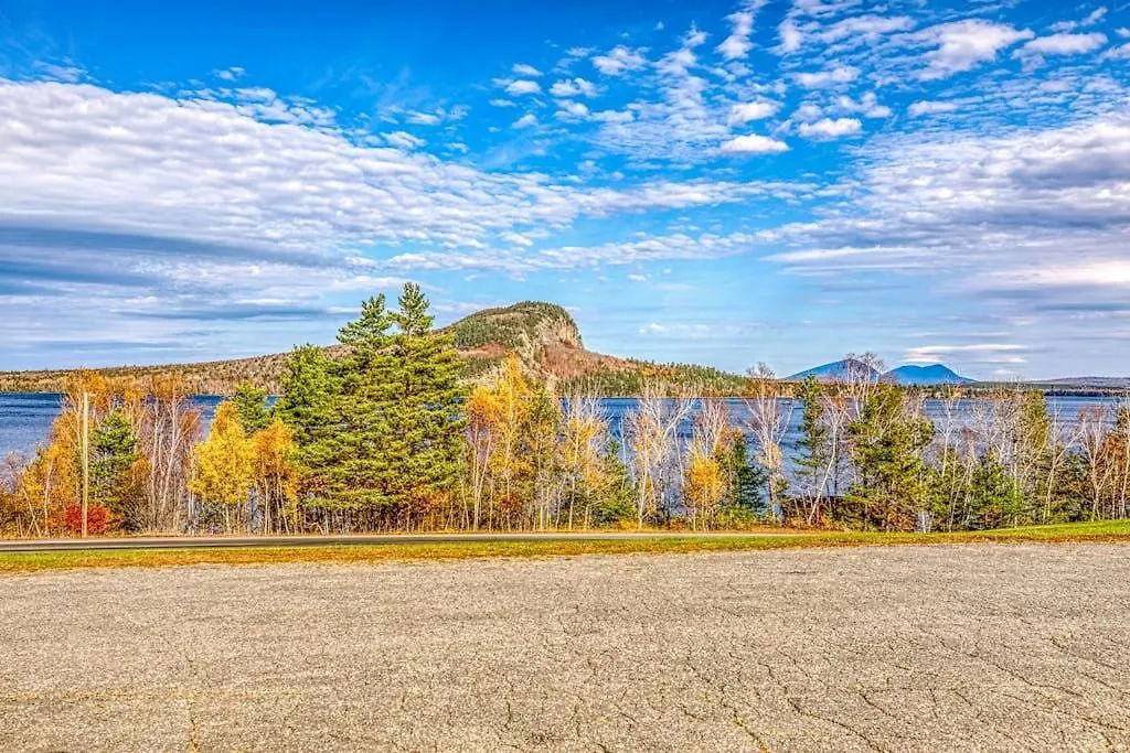 Charming Condo W/ Lake Access, Dock, Wifi & Mountain Views-1