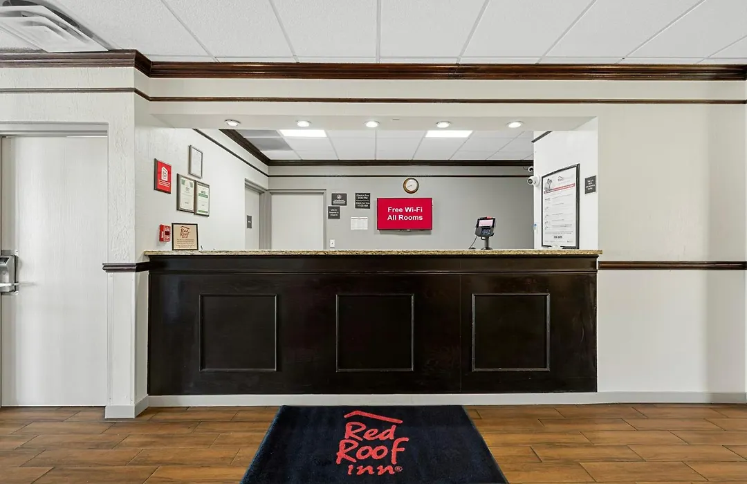 Red Roof Inn Gurnee - Waukegan-1