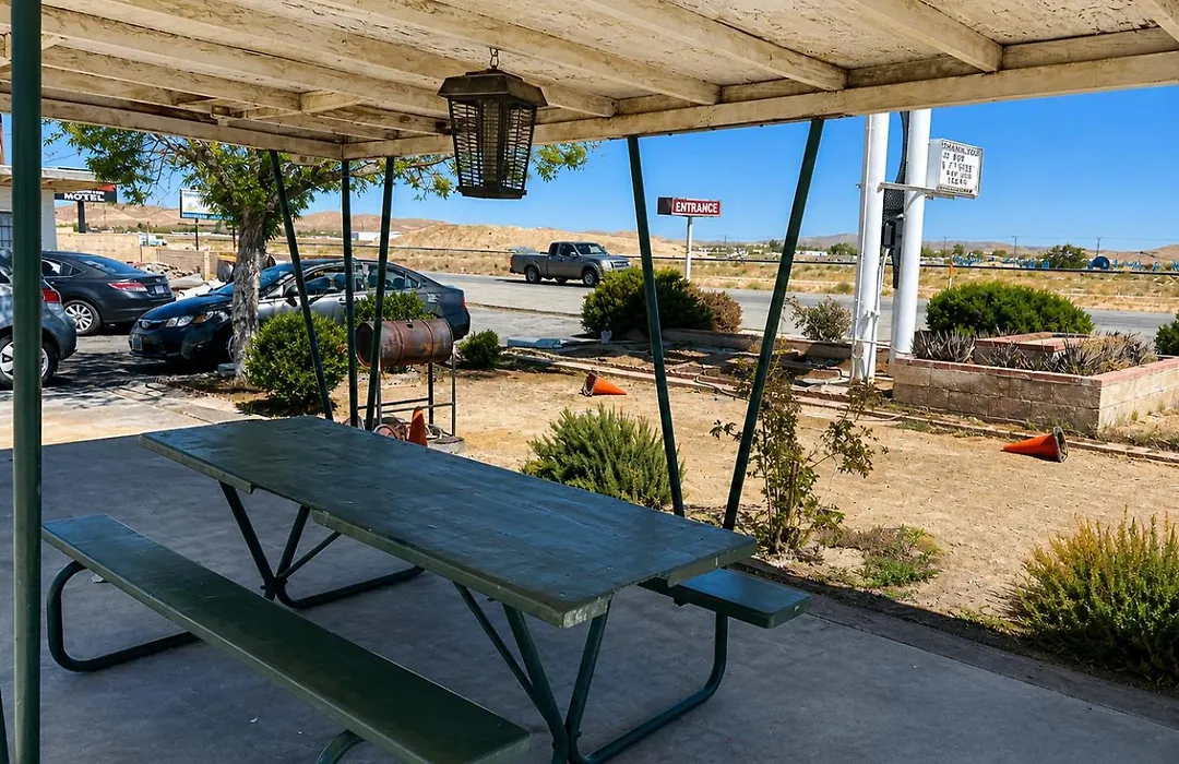 Carl'S Motel-1
