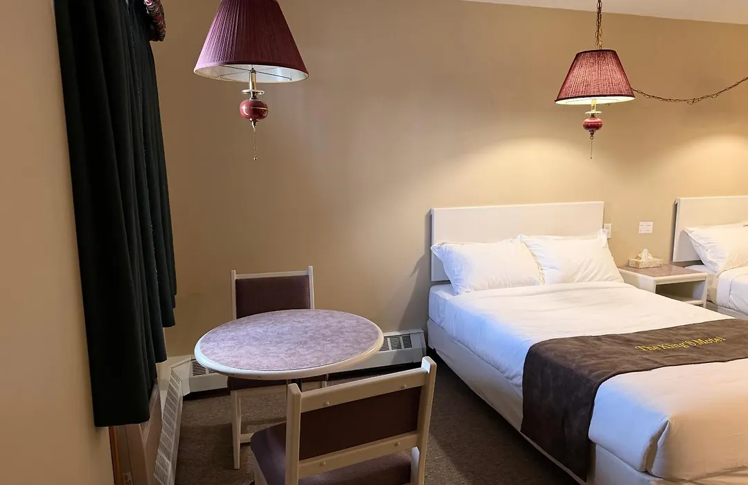 The King'S Motel-1