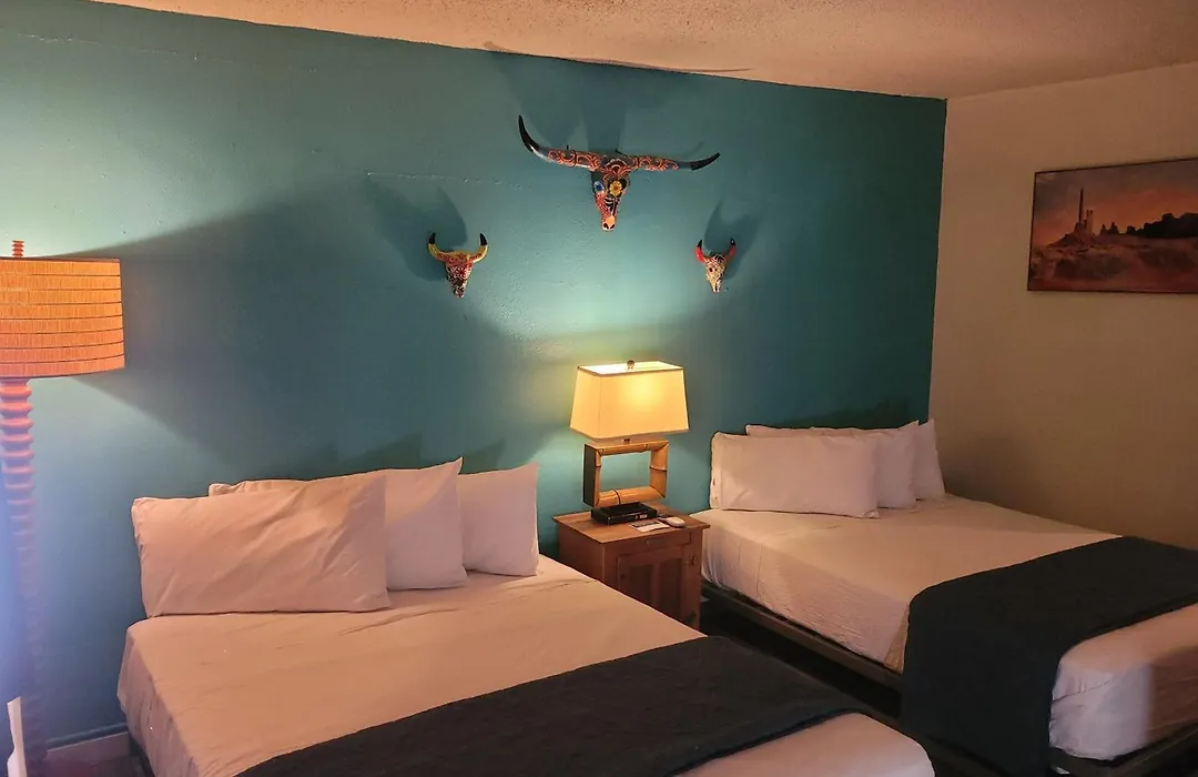 Desert Hills Motel-1