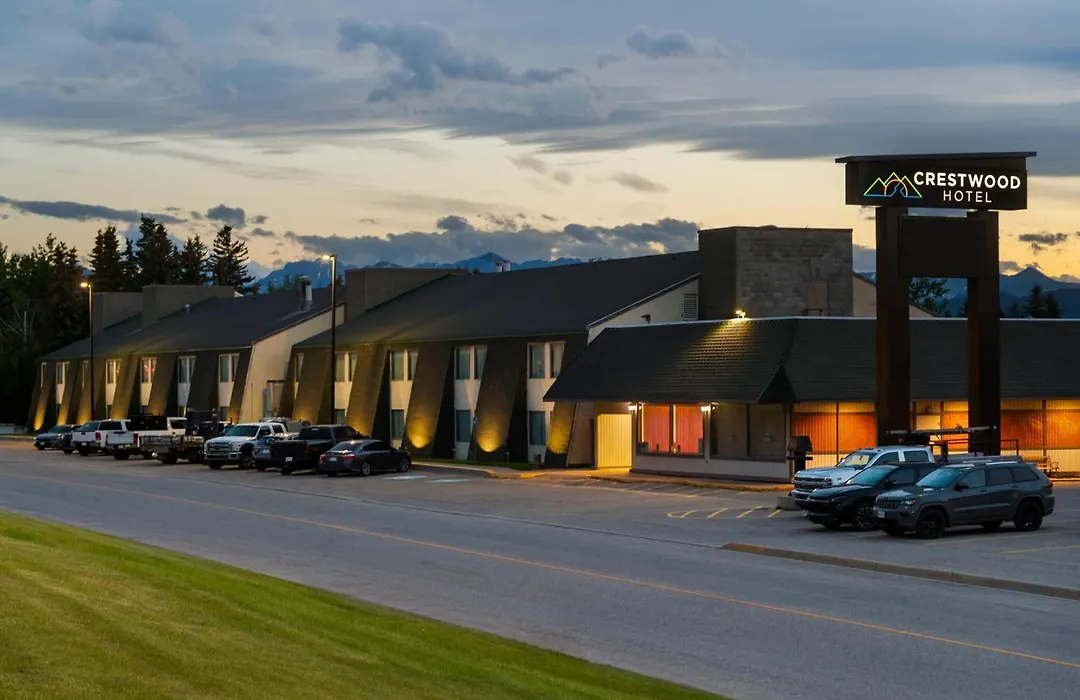 Crestwood Hotel-1
