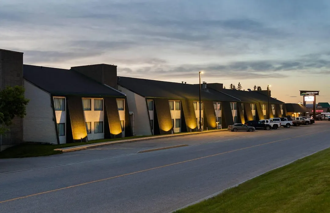 Crestwood Hotel-1