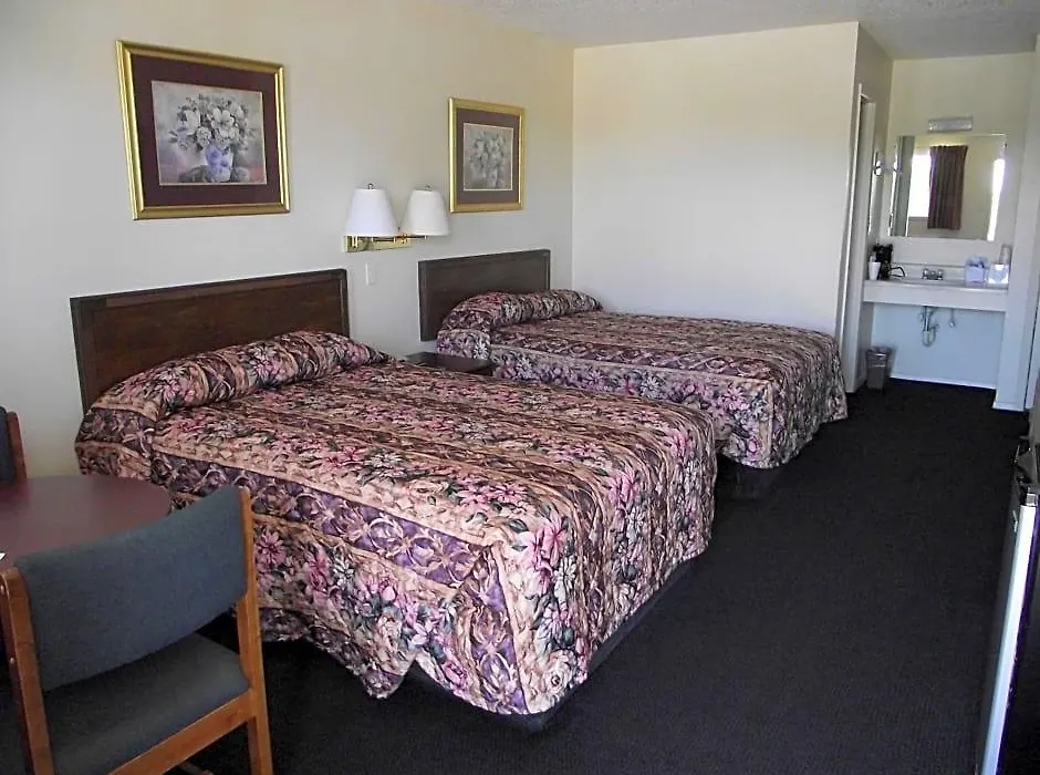 Glen Rose Inn & Suites-1