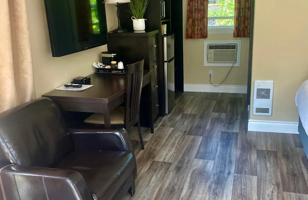 Sunny Isle Motel-1