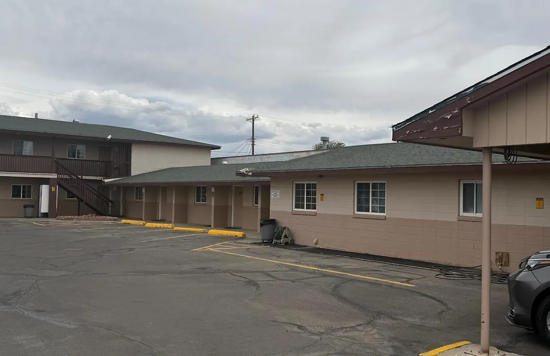 Encore Motel-1