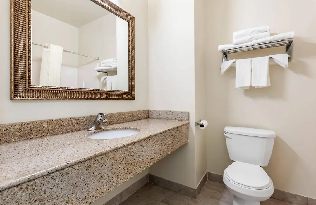 Econo Lodge Palmyra - Hershey-1