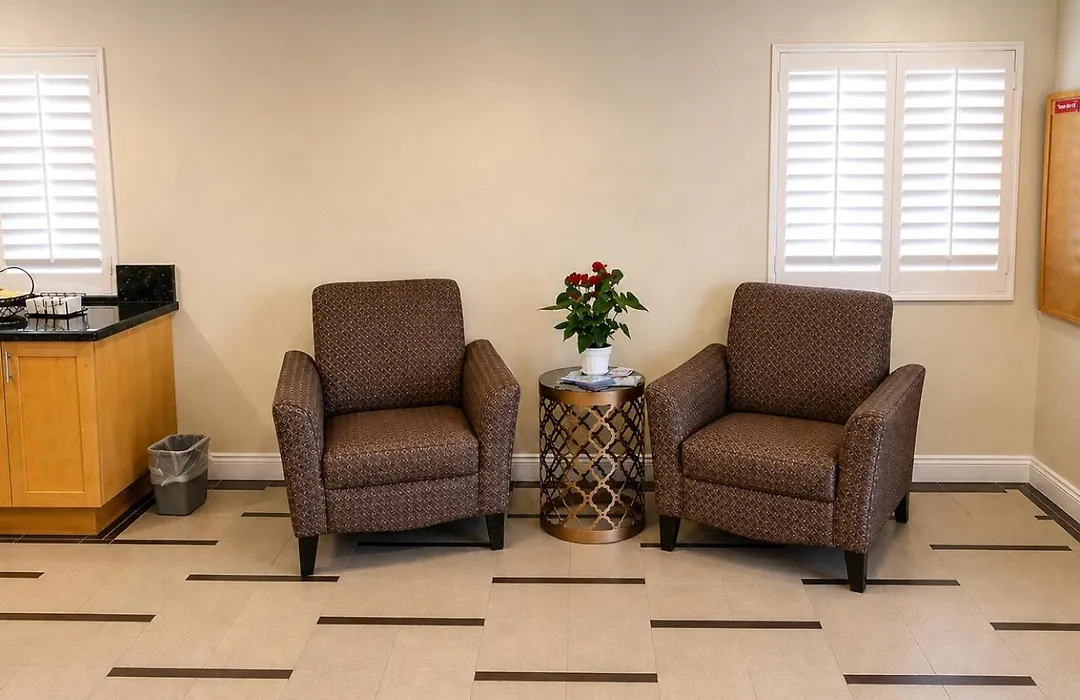Burbank Inn And Suites-1