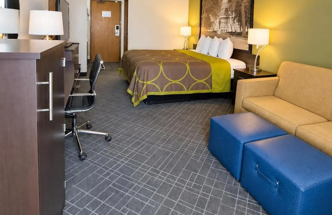 Super 8 By Wyndham Madison South-1