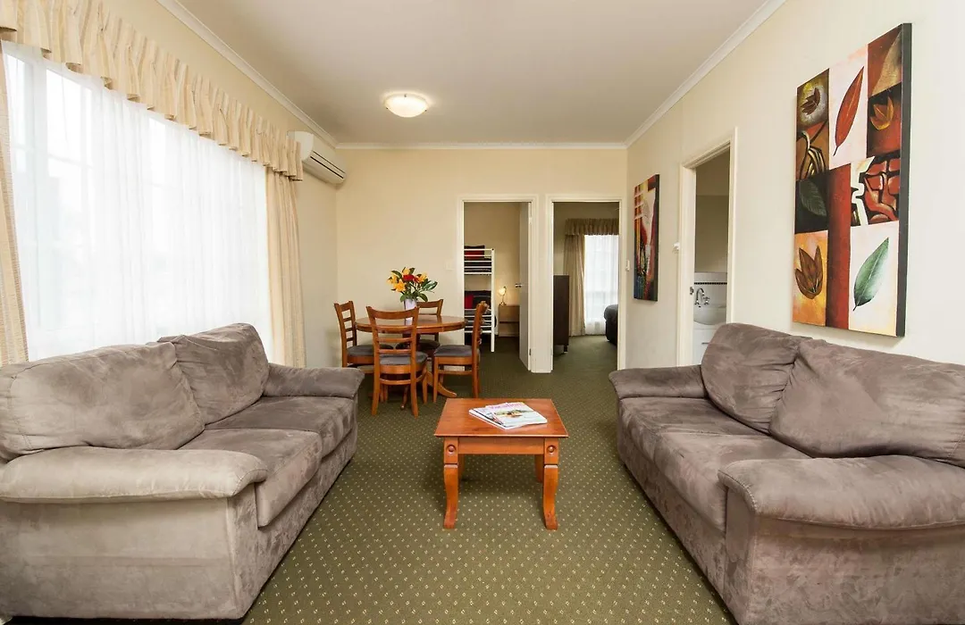 Breakfree Port Pirie-1