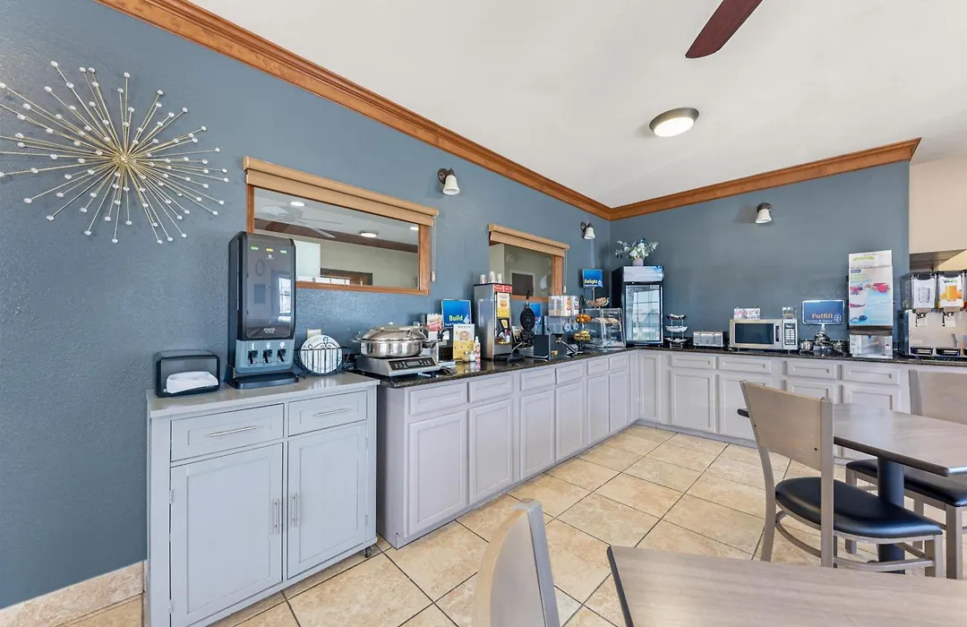 Best Western Regency Inn & Suites-1