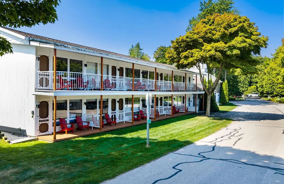Spruce & Shore Motel-1