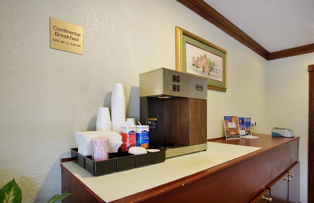 Americas Best Value Inn Near Downtown Nashville-1