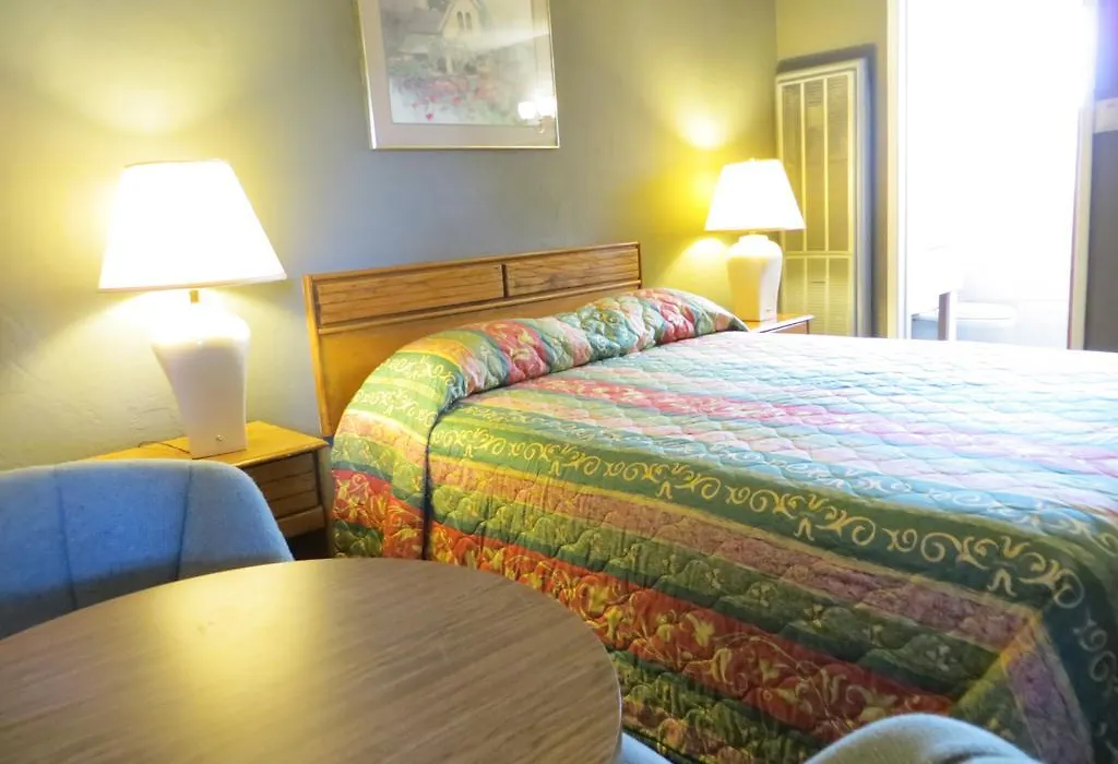 Capri Motel-1