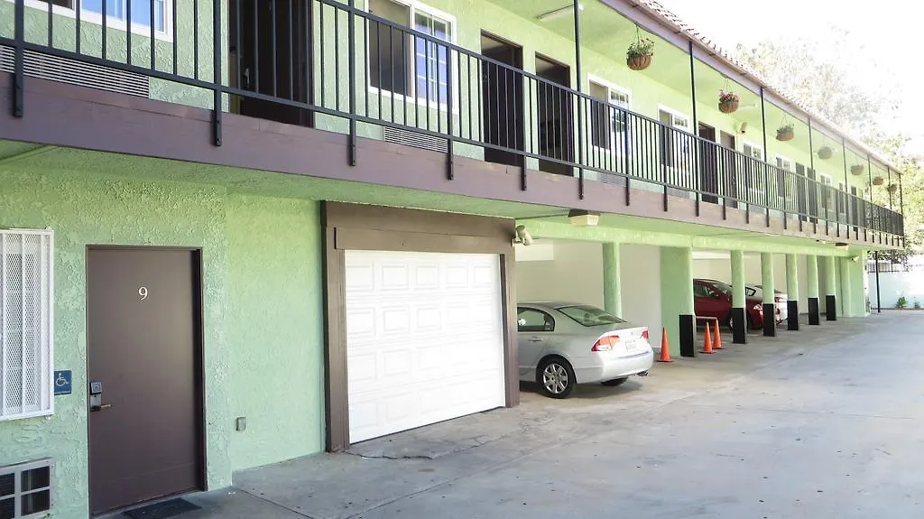 Eagle Rock Motel-1