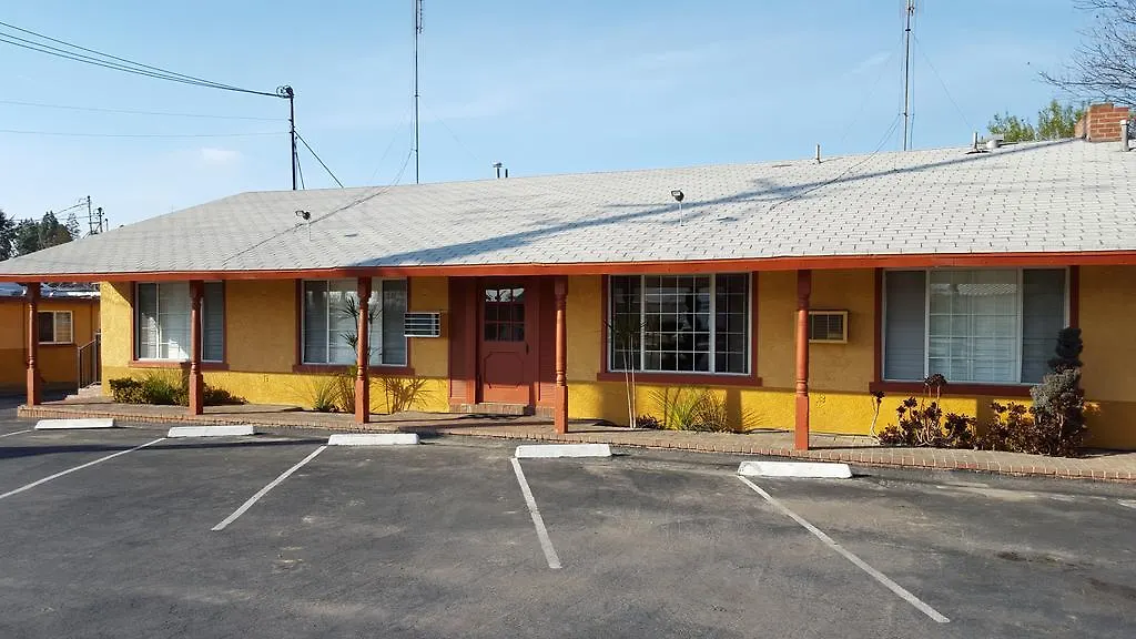 Reedley Inn-1