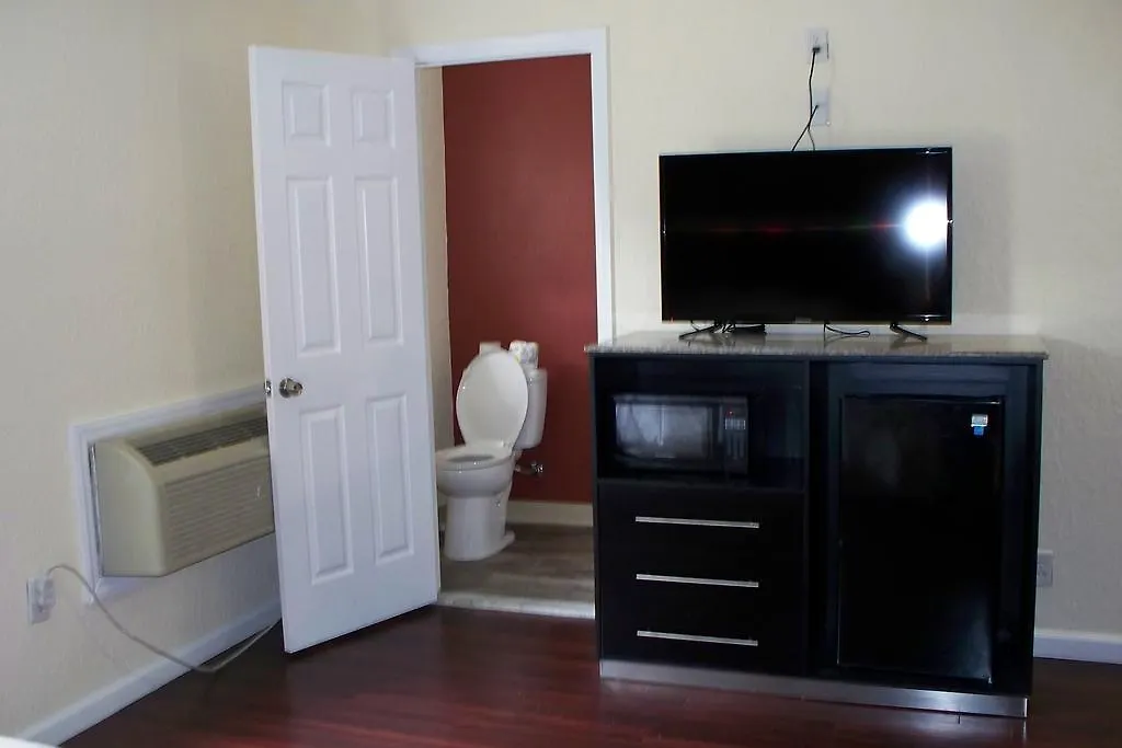 Budget Inn & Suites-1