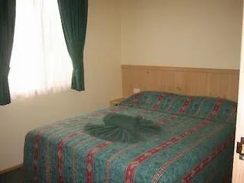 Forbes Holiday Park-1