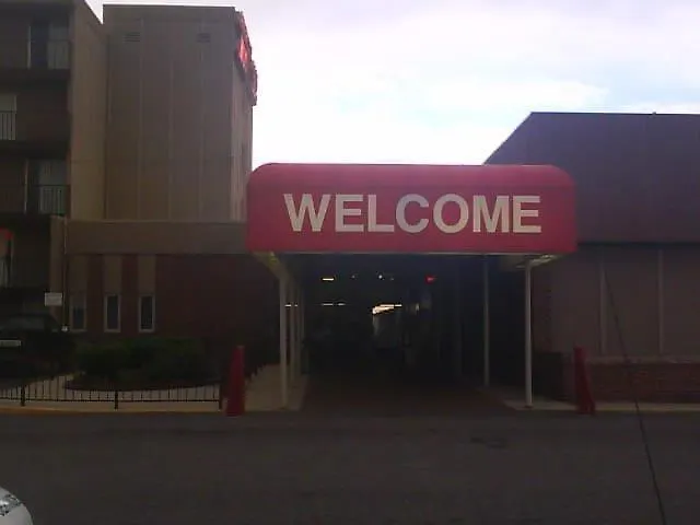 American Motel-1