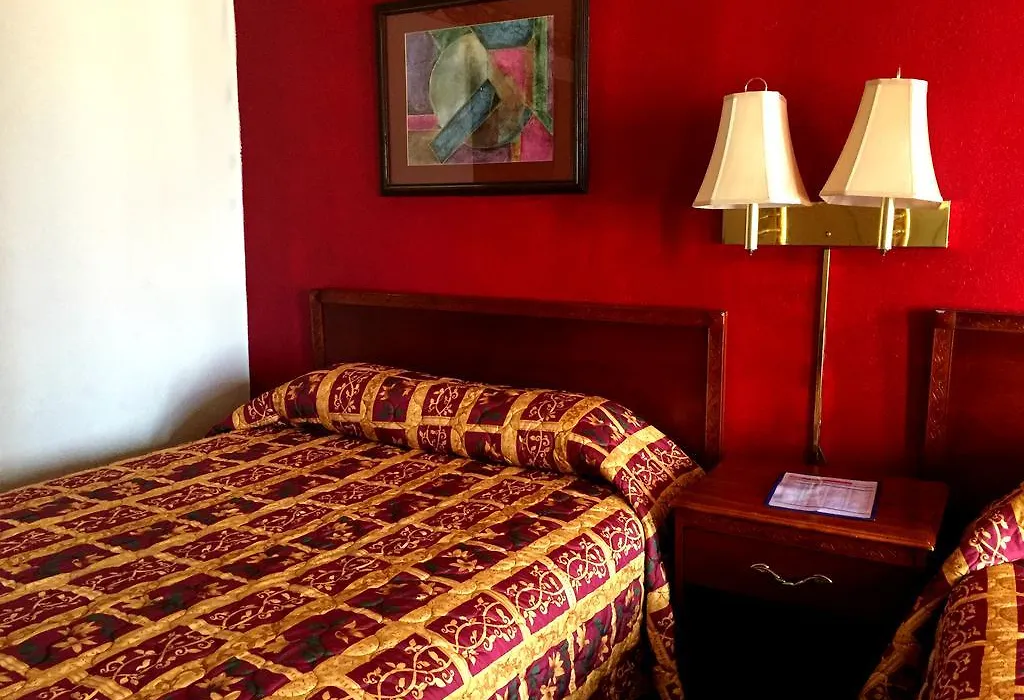 Crown Inn Grand Prairie-1