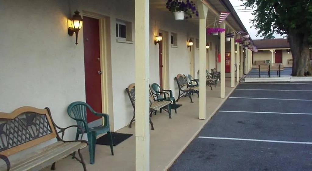 Hollander Motel-1