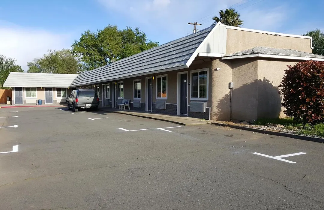 Pacific Motel-1