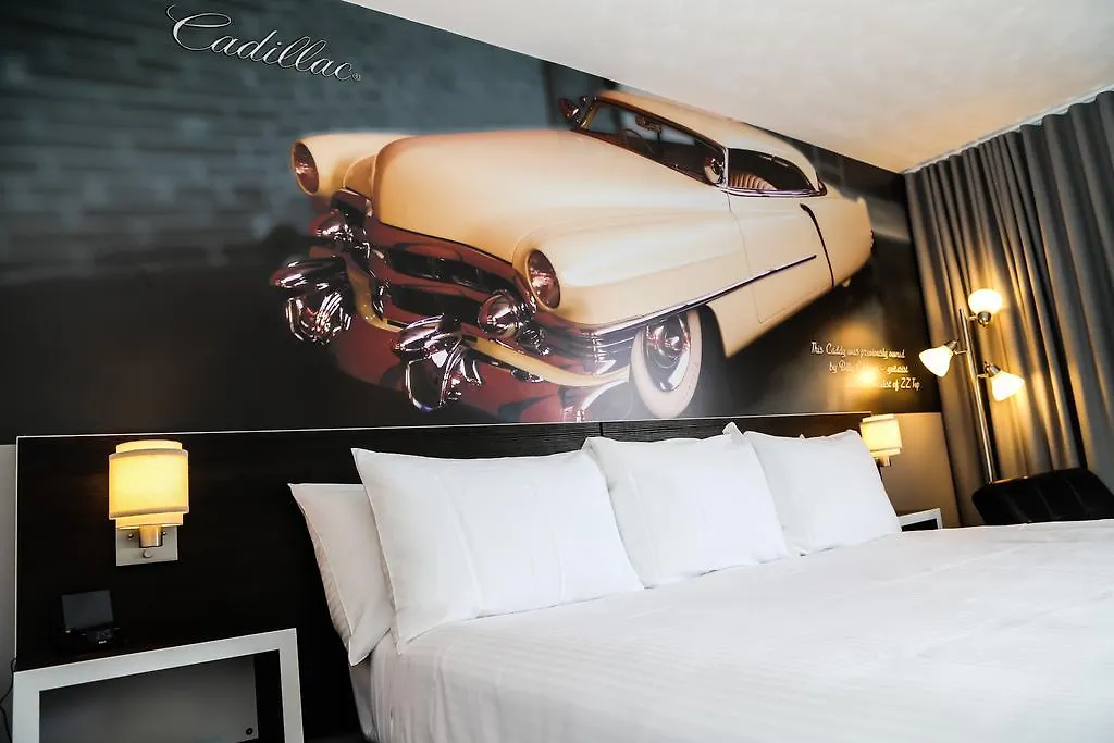Cadillac Motel Niagara-1