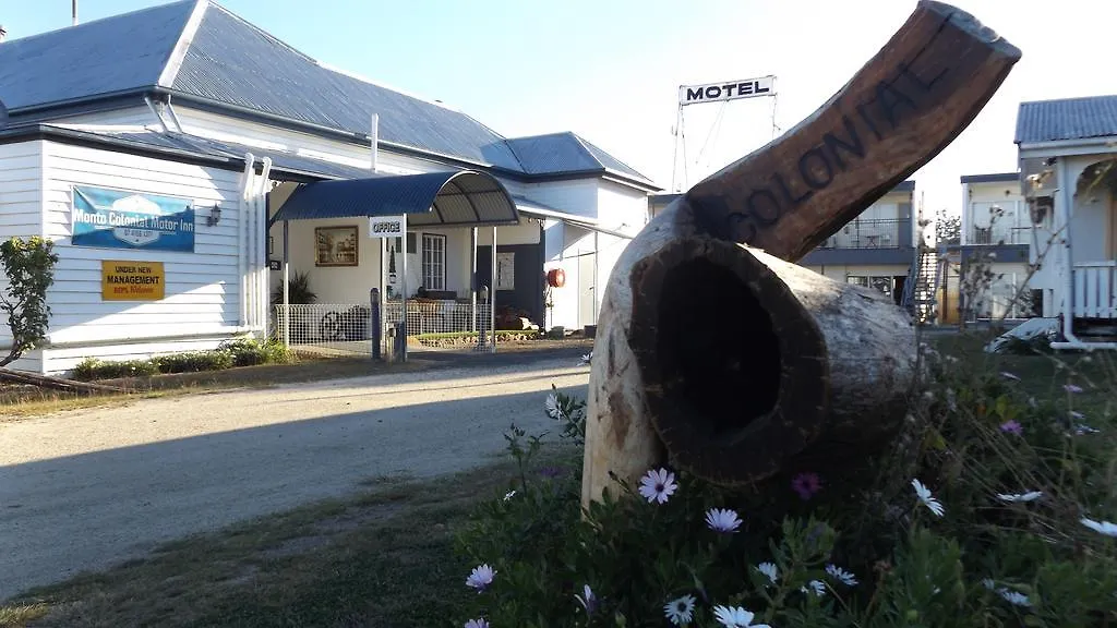 Monto Colonial Motor Inn-1