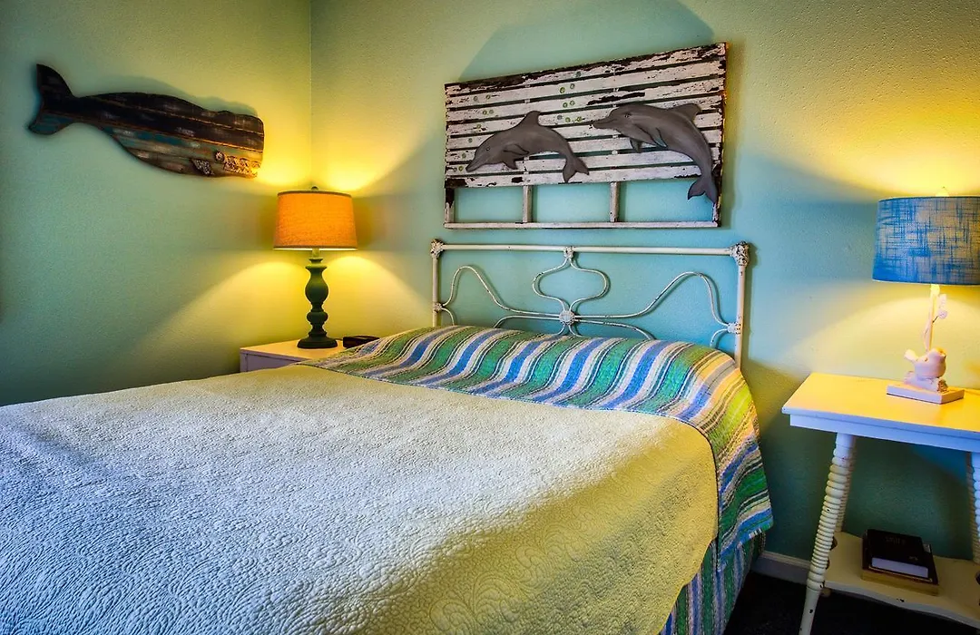 Sandy Cove Inn-1